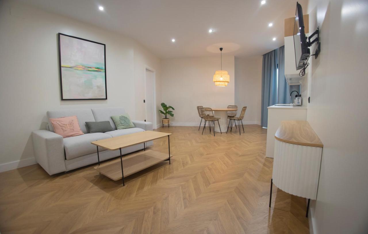 Oikos Apartamentos Turisticos Monesterio Kültér fotó