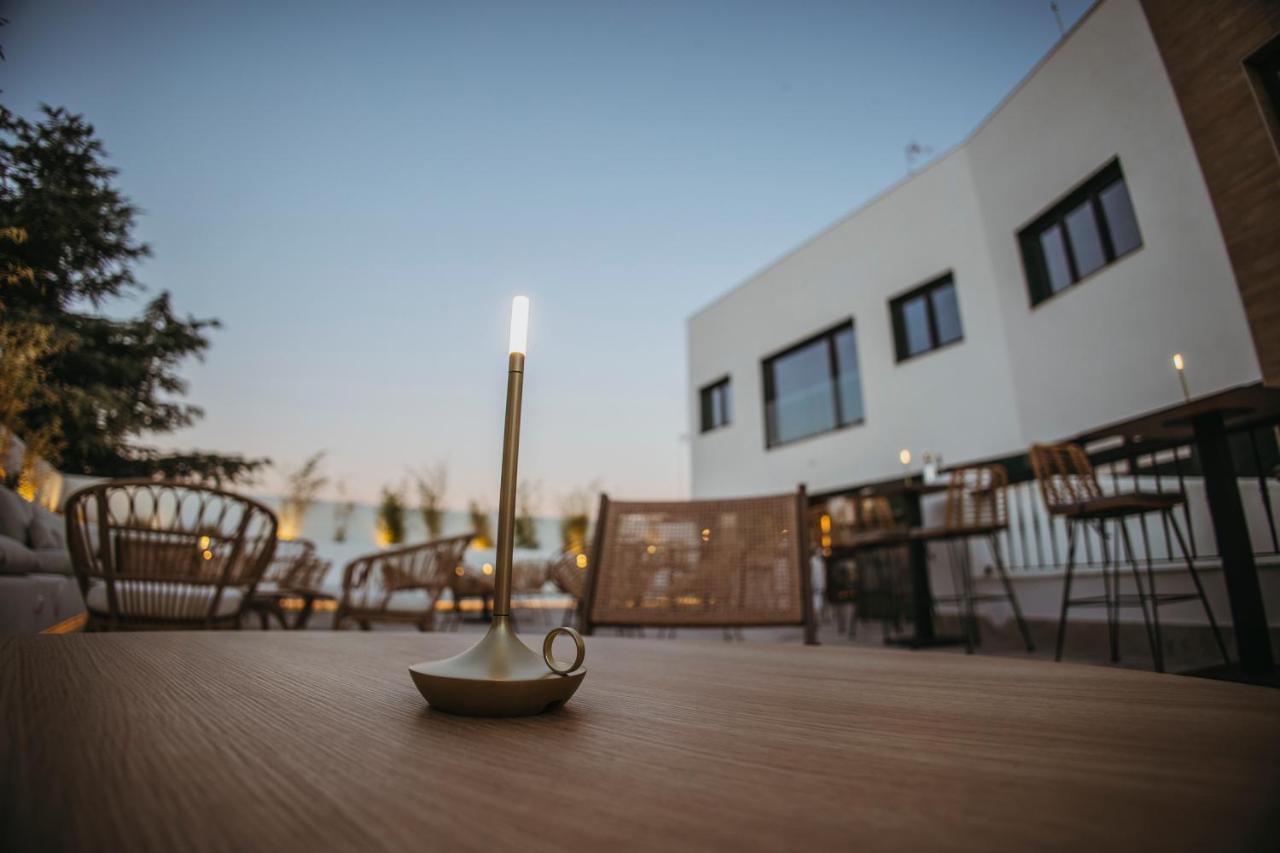 Oikos Apartamentos Turisticos Monesterio Kültér fotó